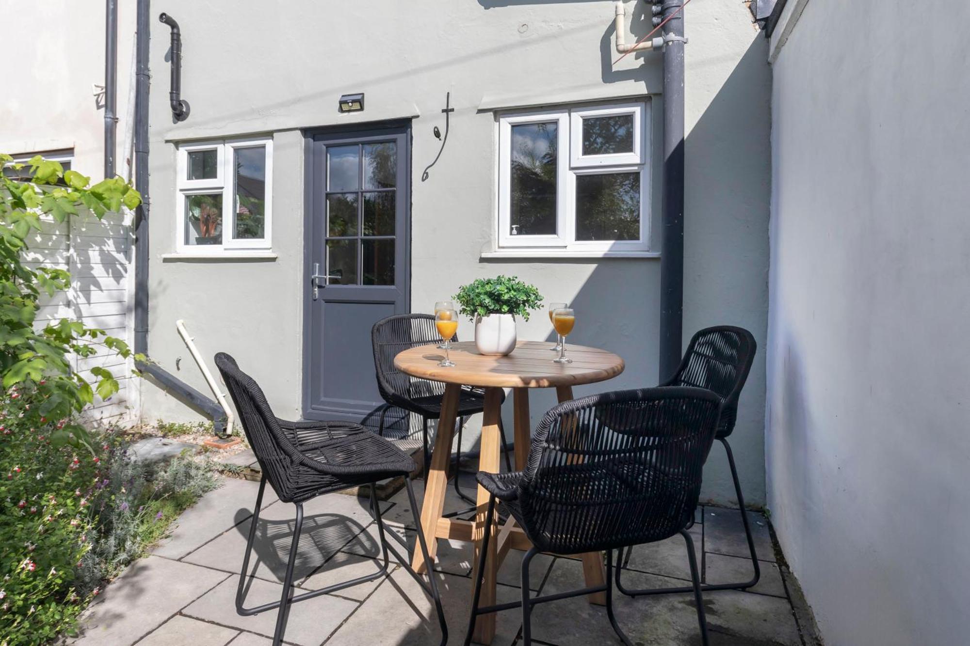 Beautiful Victoria Retreat Villa Cheltenham Exteriör bild